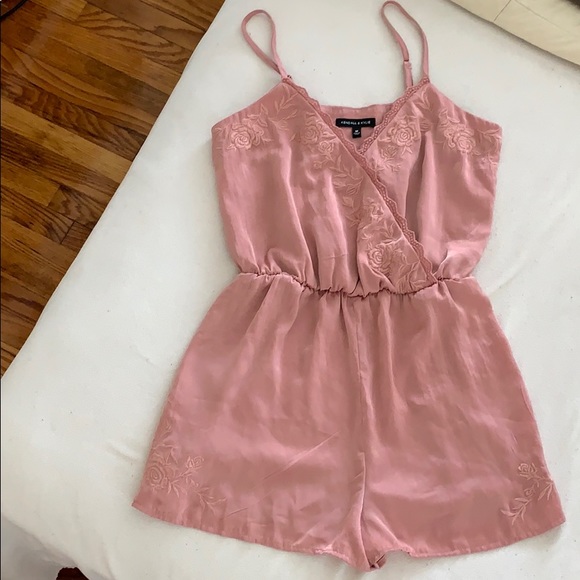 Kendall & Kylie Pants - Kendall & Kylie mauve pink silky romper.